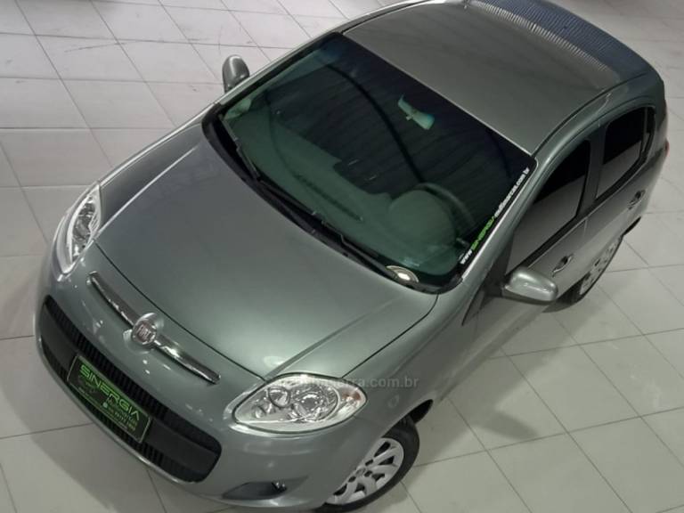 FIAT - PALIO - 2015/2015 - Cinza - R$ 41.900,00