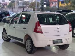 RENAULT - SANDERO - 2012/2012 - Branca - R$ 23.900,00