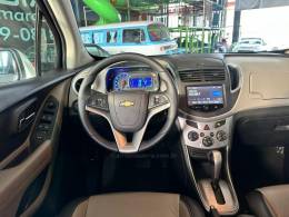 CHEVROLET - TRACKER - 2015/2015 - Branca - R$ 73.900,00