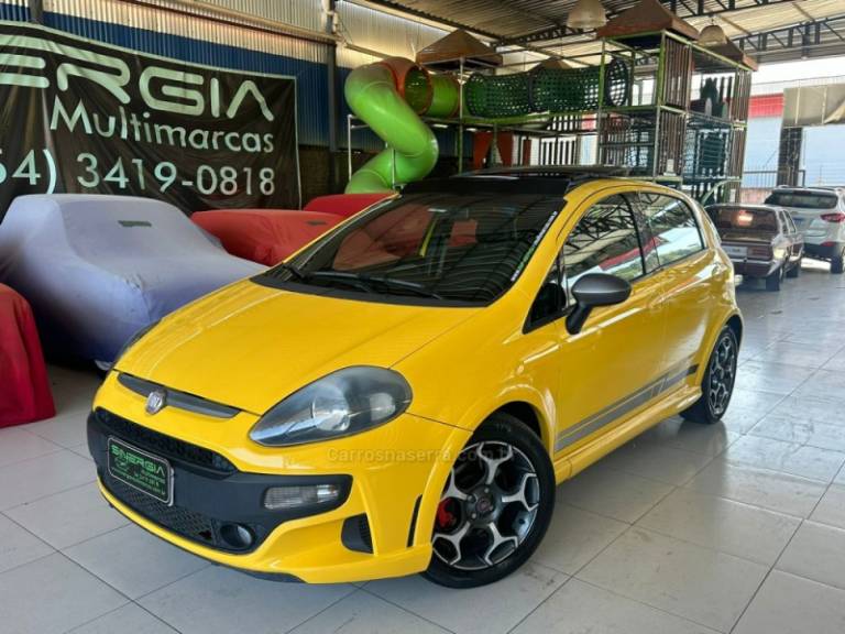 FIAT - PUNTO - 2013/2013 - Amarela - R$ 58.900,00