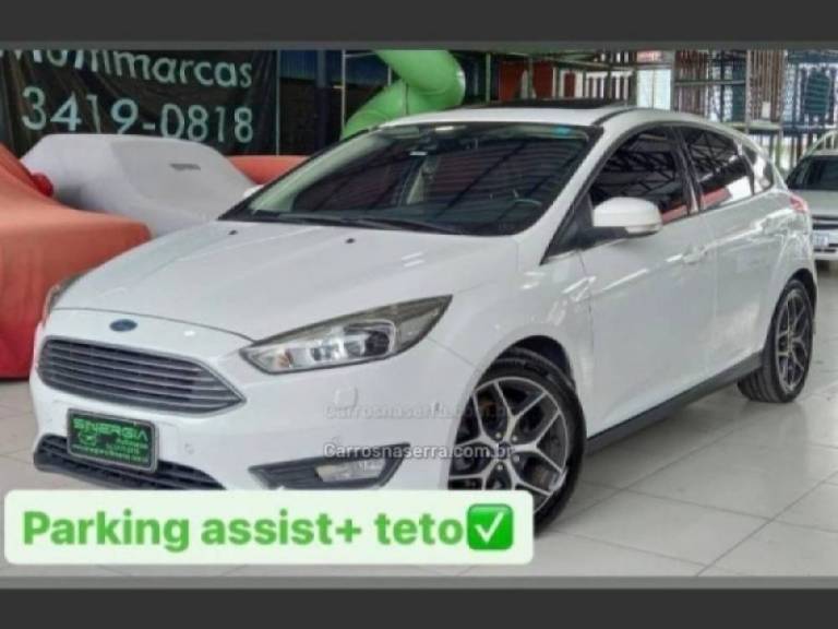 FORD - FOCUS - 2016/2016 - Branca - R$ 69.900,00