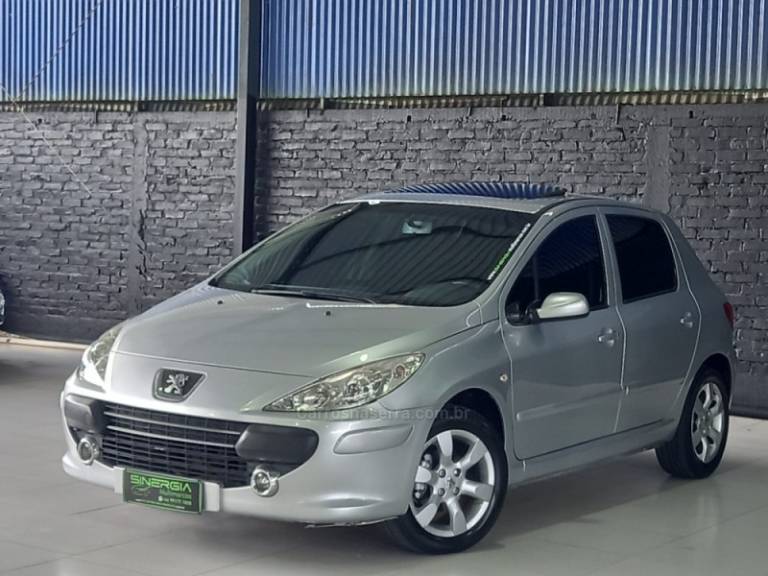 PEUGEOT - 307 - 2010/2010 - Prata - R$ 32.900,00