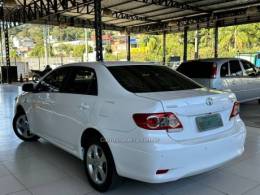 TOYOTA - COROLLA - 2014/2014 - Branca - R$ 66.900,00