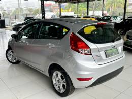 FORD - FIESTA - 2015/2015 - Prata - R$ 48.900,00