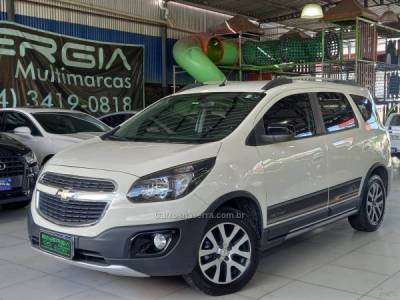 CHEVROLET - SPIN - 2016/2016 - Bege - R$ 51.900,00