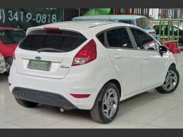 FORD - FIESTA - 2018/2018 - Branca - R$ 56.900,00