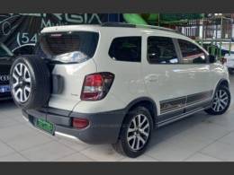 CHEVROLET - SPIN - 2016/2016 - Bege - R$ 49.900,00