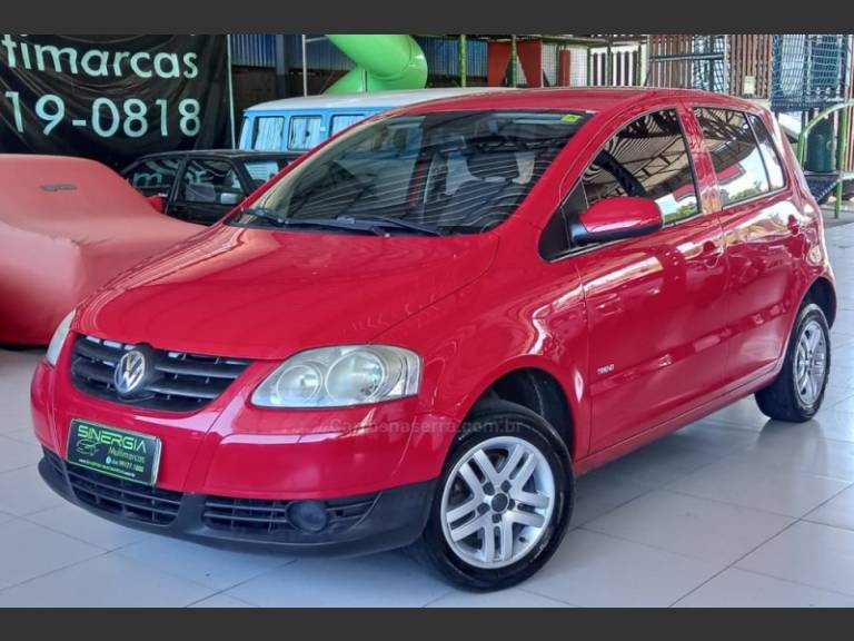 VOLKSWAGEN - FOX - 2010/2010 - Vermelha - Sob Consulta