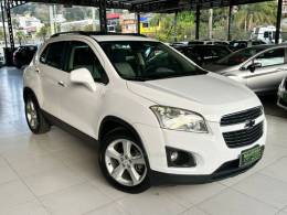 CHEVROLET - TRACKER - 2015/2015 - Branca - R$ 73.900,00