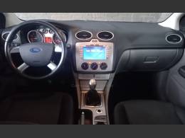 FORD - FOCUS - 2013/2013 - Prata - R$ 45.900,00