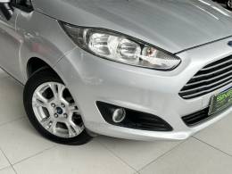 FORD - FIESTA - 2015/2015 - Prata - R$ 48.900,00