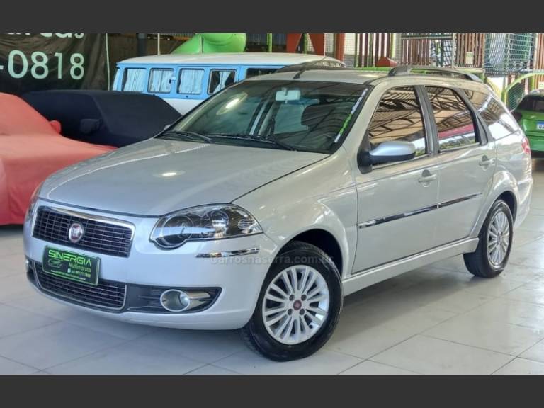 FIAT - PALIO - 2011/2011 - Prata - R$ 36.900,00