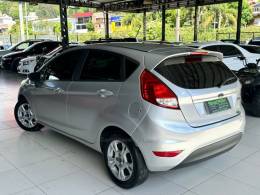 FORD - FIESTA - 2014/2014 - Prata - R$ 44.900,00