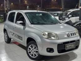 FIAT - UNO - 2012/2012 - Prata - R$ 32.900,00