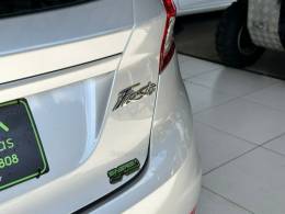 FORD - FIESTA - 2014/2014 - Prata - R$ 44.900,00