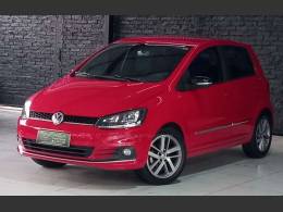 VOLKSWAGEN - FOX - 2017/2017 - Vermelha - R$ 58.900,00