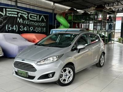 FORD - FIESTA - 2015/2015 - Prata - R$ 48.900,00