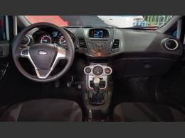 FORD - FIESTA - 2018/2018 - Branca - R$ 56.900,00